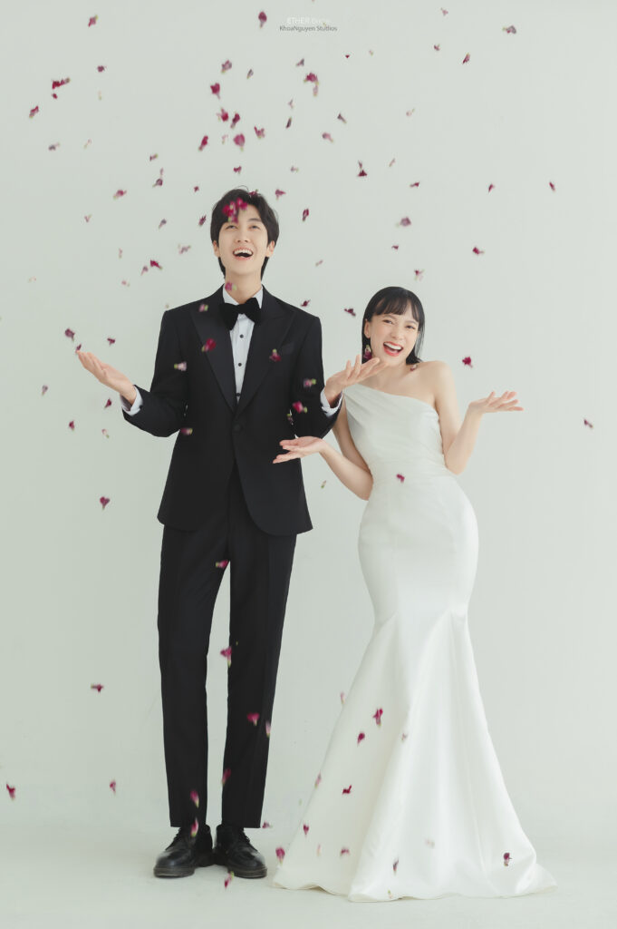 Chụp ảnh cưới concept Hàn Quốc tối giản